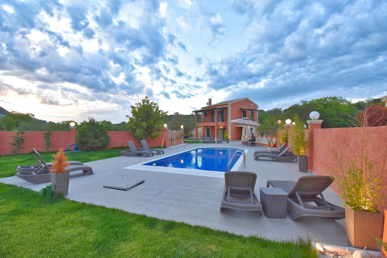 Villa Alex Sinarades Ngoại thất bức ảnh