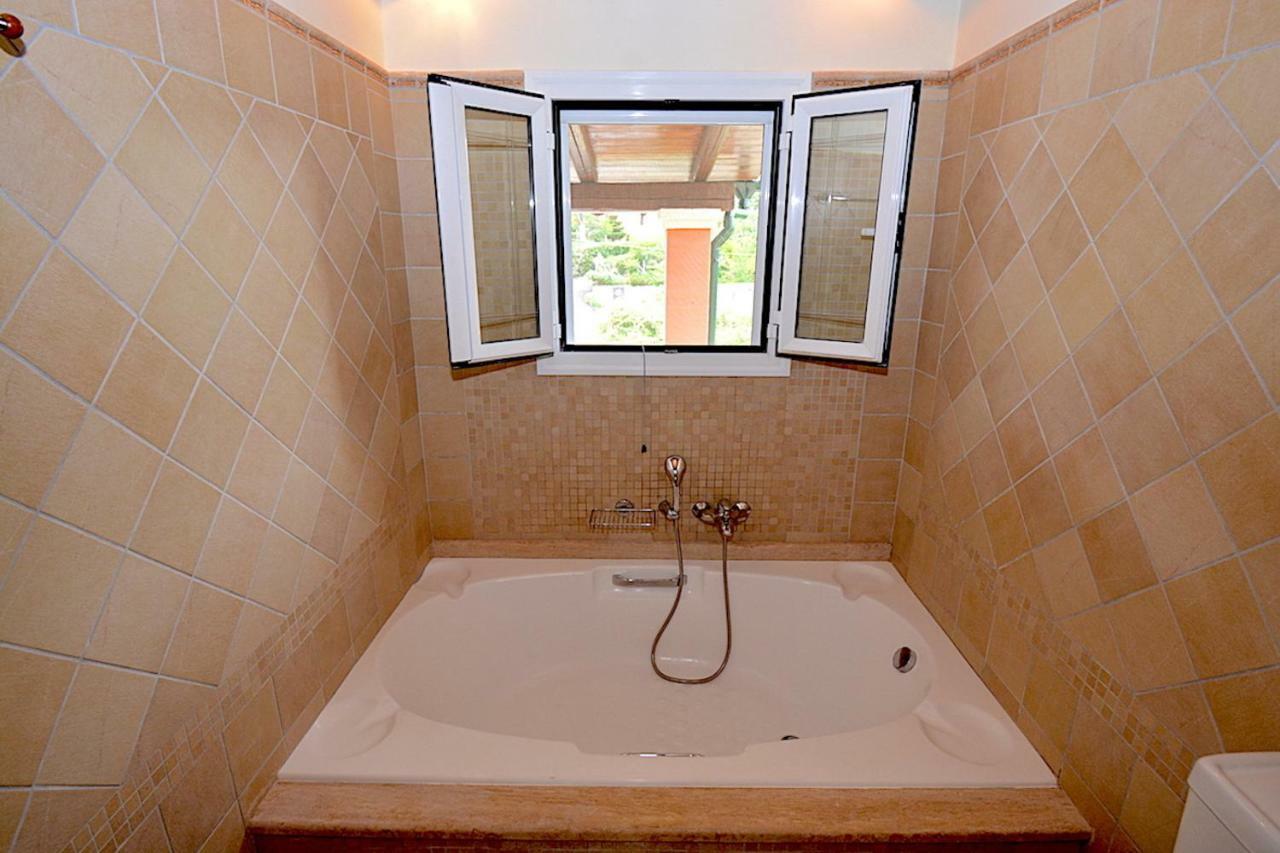 Villa Alex Sinarades Ngoại thất bức ảnh