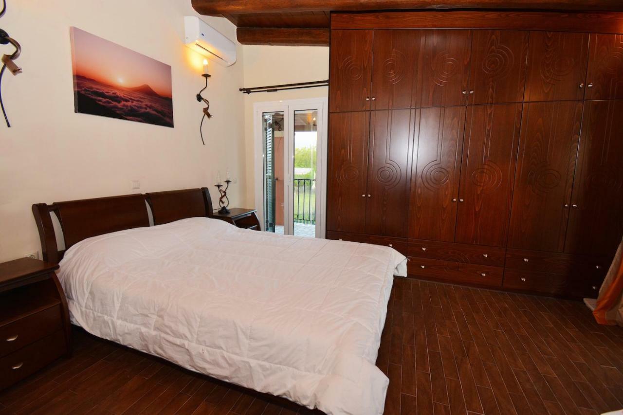 Villa Alex Sinarades Ngoại thất bức ảnh